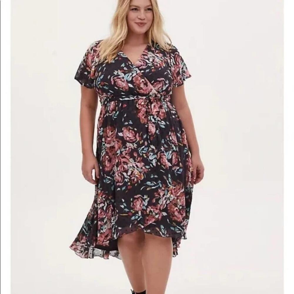 TORRID supplice FAUX WRAP midi DRESS SWISS DOT FLORAL DARK GREY plus size 4